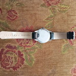 Shell collectible watch functional, needs batteries
