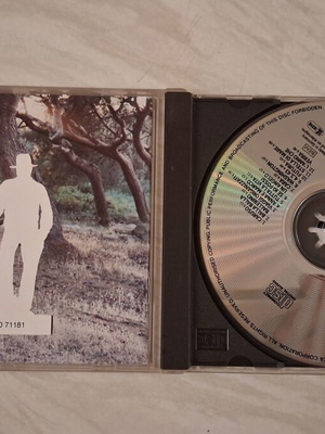 DallAmeriCaruso CD album by Lucio Dalla used