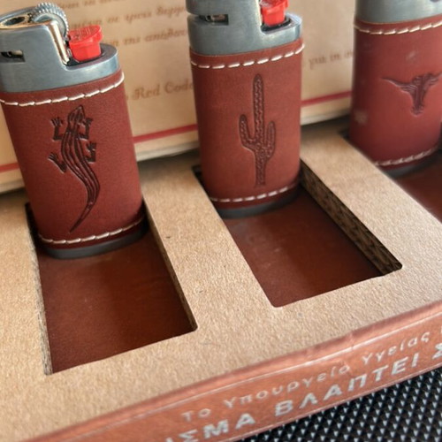 Marlboro Red Code lighter set, like new, collectible memorabilia