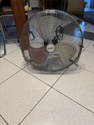 Floor fan