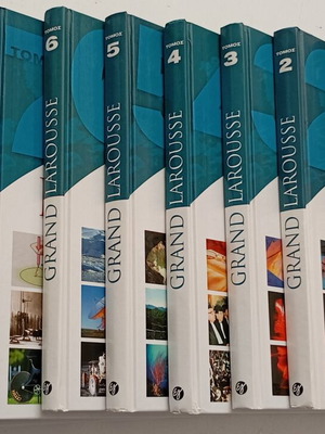 Εγκυκλοπαίδεια Grand Larousse σαν καινούργιο, 9 τόμοι στα ελληνικά