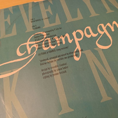 Set of 3 used vinyl records with Evelyn King, Jim Reeves and The Deep River Quartet