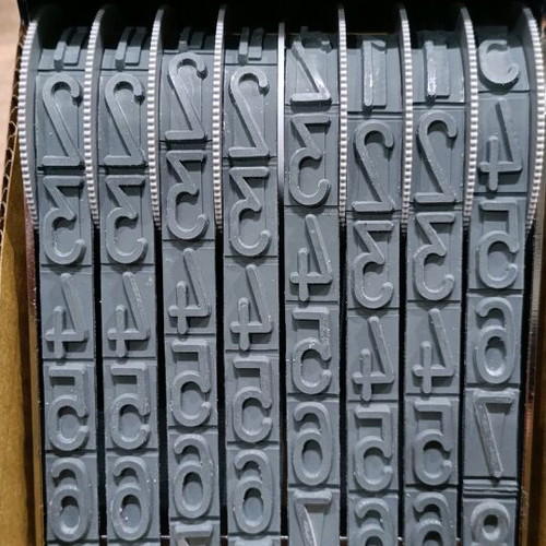 Numbering stamp 18 cm new with numbers up to 9 and symbols