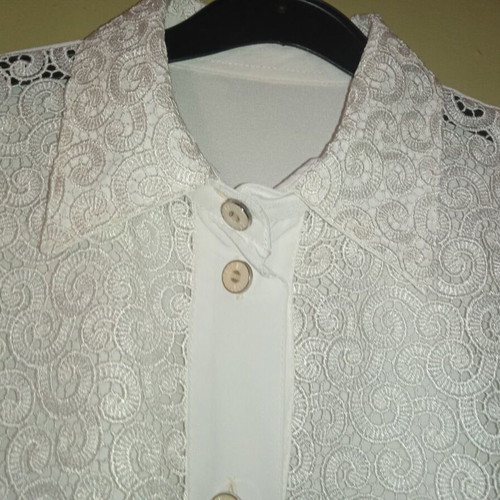 Georgette Milena shirt with guipure lace white like new