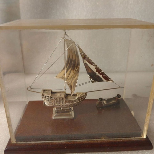 Silver Ship in Display Case used, 950 silver