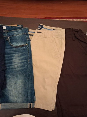 Men's bermuda shorts like new, pack of 5, size small