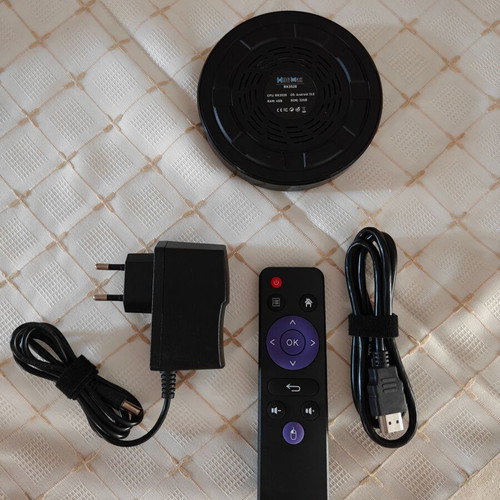 TV Box H96 Max RK3528 8K UHD with WiFi USB Android 13.0