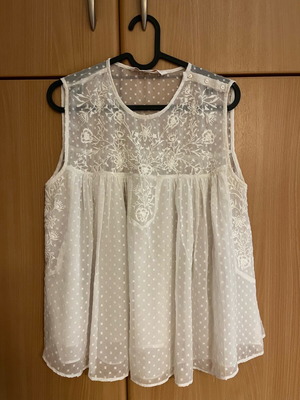 Zara sleeveless blouse like new, transparent, size M