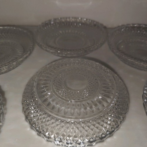 Set of 6 vintage dessert/pastry plates like new
