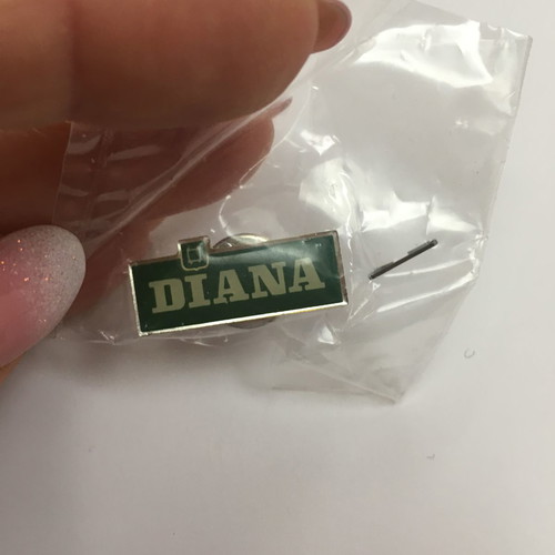 Pins set of 6 different, all together