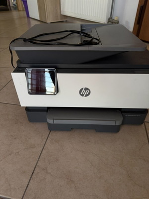 HP OfficeJet Pro 8132e multifunction printer like new with ink
