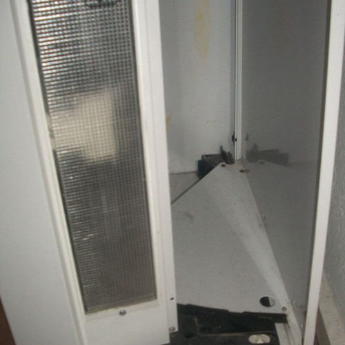 White Westinghouse extractor hood like new