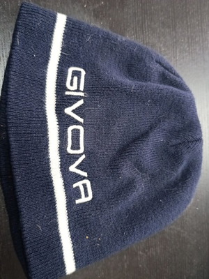 Givova hat used, dark blue, size M/L