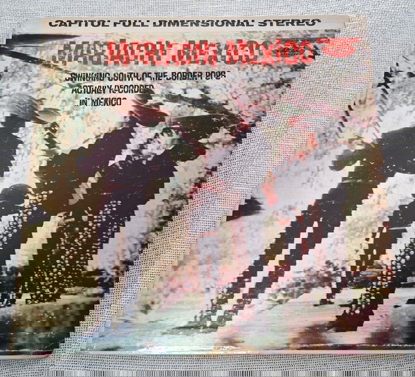 Mariachi Mexico – Swinging South Of The Border Pops Actually Recorded In Mexico LP