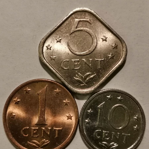 Coins Netherlands Antilles new, three very nice