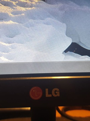 LG 22M35A 22" LED Monitor like new, 1920x1080 Full HD