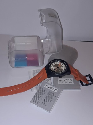 Swatch Fun Scuba SUGB103 Climbing Lobster Olympic Edition 2004 new