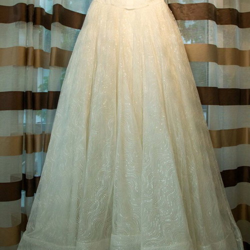 Princess wedding dress white like new with corset and long train