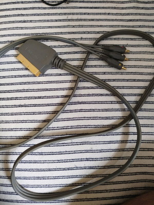 Audio video plug used