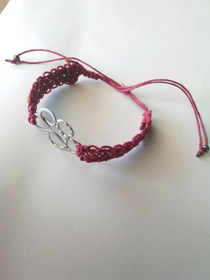 Handmade macrame bracelets new, multicolored
