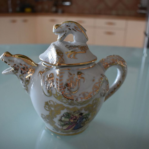 Japanese tea set used, No1, 1 teapot, 1 creamer, 1 sugar bowl, 4 cups with saucers