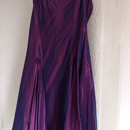 Evening dress purple medium large like new