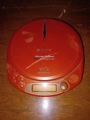 Sony CD Walkman D-NE511 used, vintage, functional