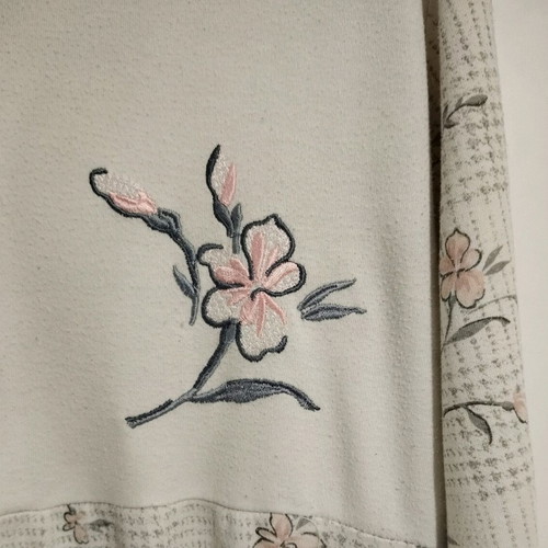 Lanes nightgown like new, size large, ecru with pink flowers