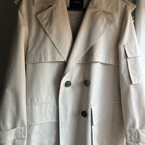 Pinko authentic trench coat medium beige like new