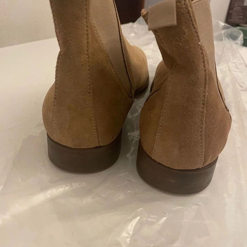 Zara Chelsea suede men's boots beige like new