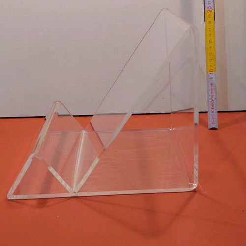 Plexiglass product display stand like new