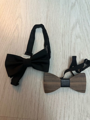Bow ties two pack black and wooden new