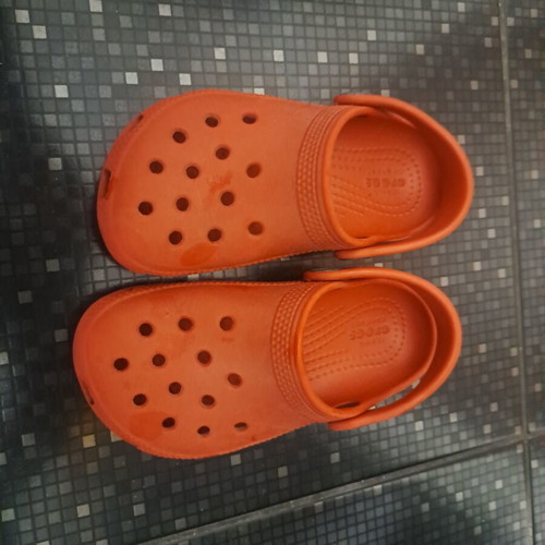 Crocs C9 red used, size 25-26, sandals