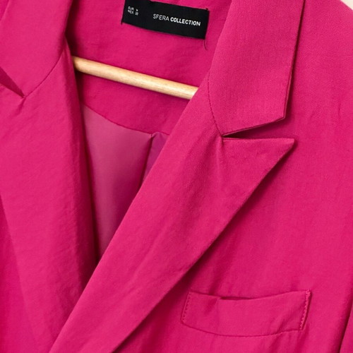 Sfera fuchsia jacket with belt like new