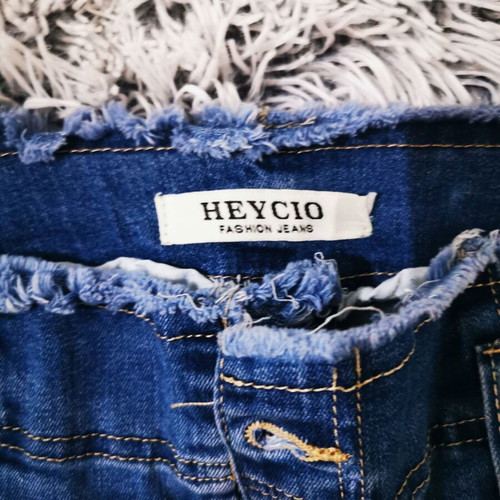Elastic high-waisted jeans like new, blue, with pleat at waist