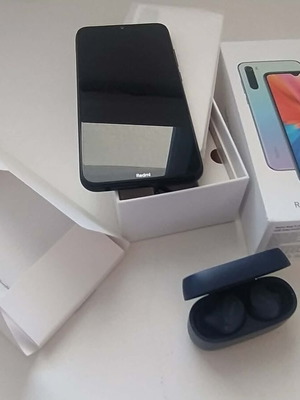 Xiaomi Redmi 8 64GB smartphone σαν καινούργιο με ακουστικά Jabra Elite 4 Active