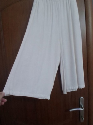Women's beige Capri pants, one size, 100% cotton