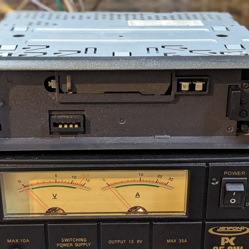 Pioneer KEH-P1010R car stereo like new