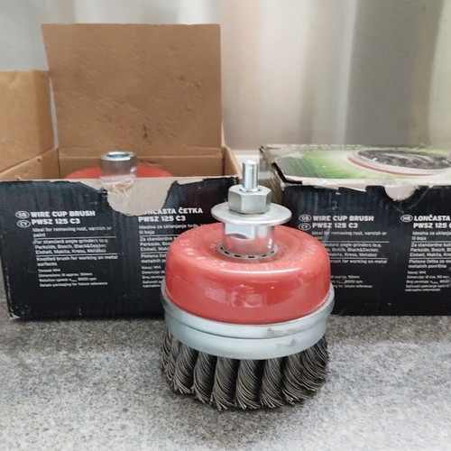 Metal cleaning brushes set of 3 pieces, Ø 90 mm