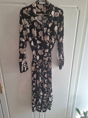 Mango floral midi/maxi dress XL new, black with beige