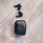 Wireless earbuds new, never used