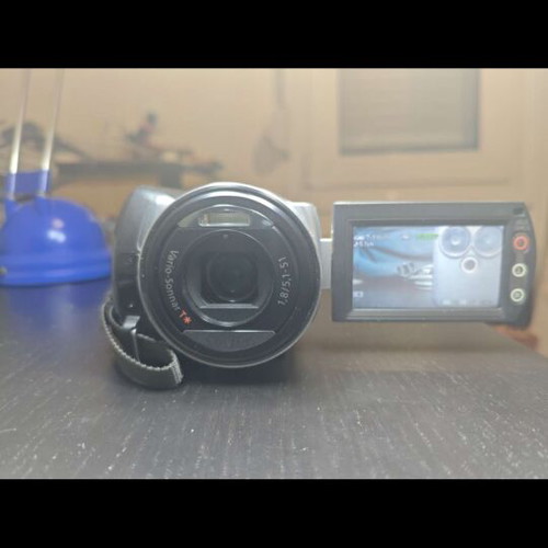 Sony DCR-SR90E camera 120X zoom like new