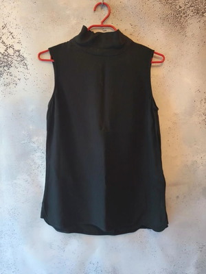 Massimo Dutti sleeveless blouse black used, size XS