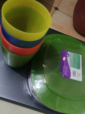 Set of plastic cups and plates new