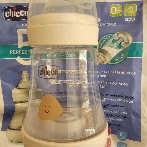 Chicco Plastic Bottle Perfect Anti-Colic 150ml for 0+ Months Beige new
