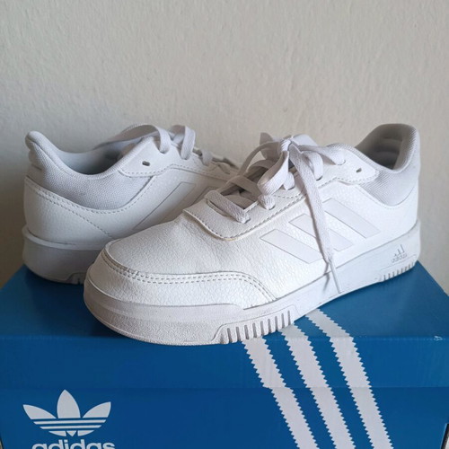 Adidas sneakers size 38 like new, white with box