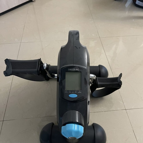 Mini Exercise Bike Cecotec like new with LCD display