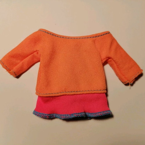 Barbie shirt in excellent condition