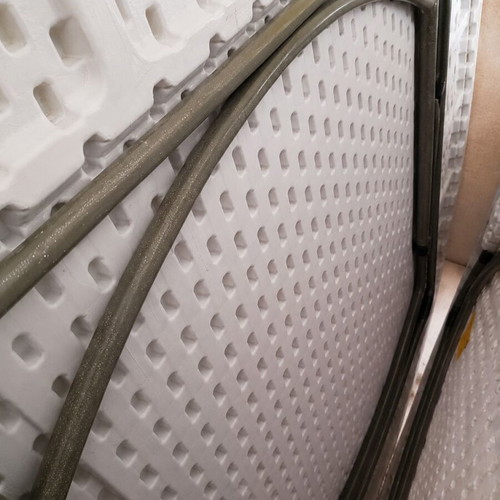 Catering tables round 150cm polypropylene set of 5 with tablecloths like new