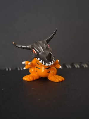 1997 Digimon Greymon Mini figure Bandai